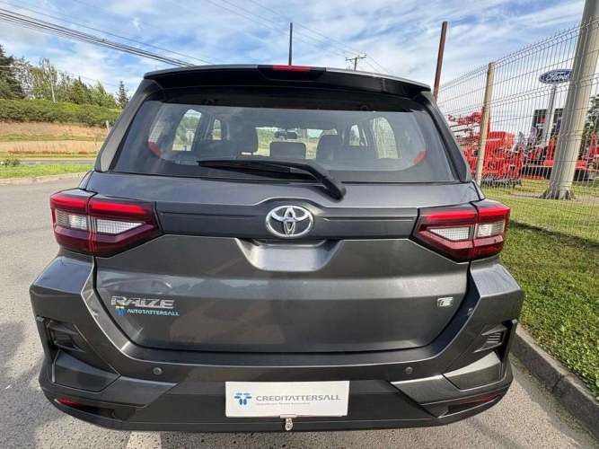 TOYOTA RAIZE 2025