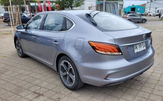 MG-6 1.5T MT DLX AÑO 2021
