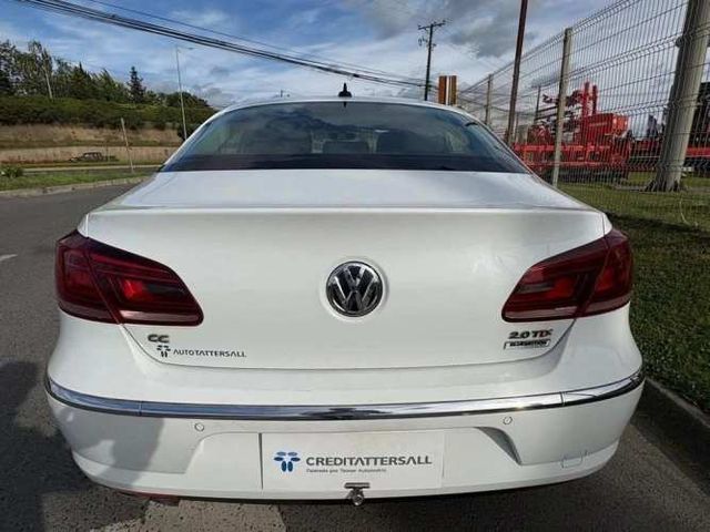VOLKSWAGEN PASSAT 2018
