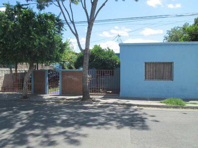 Gran casa sólida 4 Dormitorios, 2 Baños 139/417 mt2.Regularizada