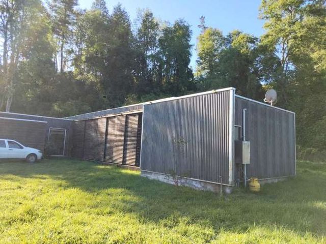 Arriendo Casa de Campo en la Ciudad-4D+2B (124985)