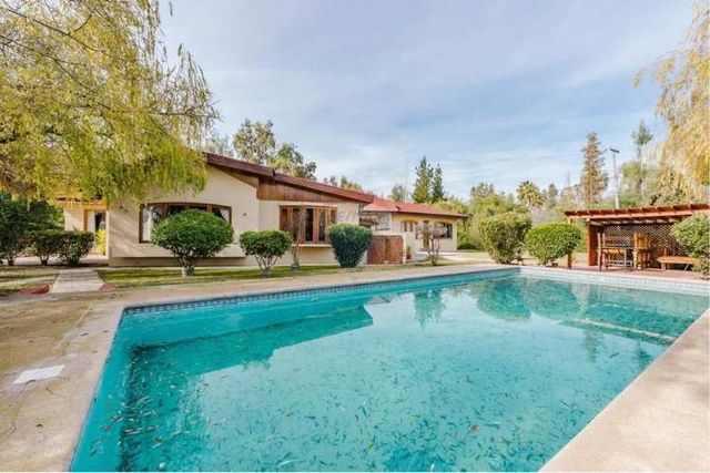 Hermosa parcela en batuco