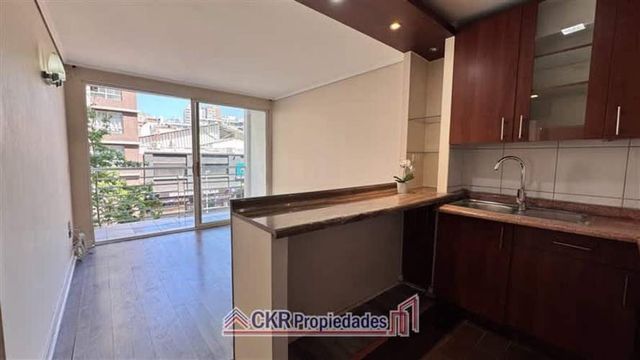 DEPARTAMENTO Insuperable Oportunidad !! Lira/ Metro Santa Lucia.