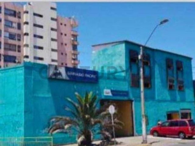 Oportunidad en arriendo! Edificio comercial en excelente ubicación en Iquique