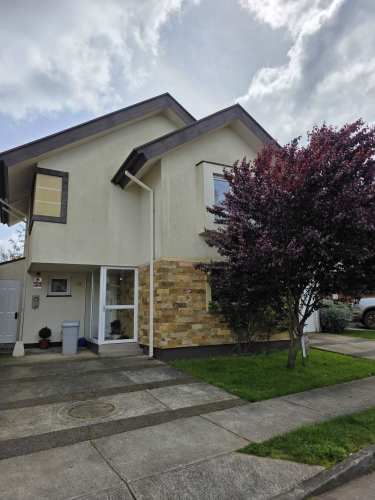 EXCELENTE CASA EN SECTOR IDEAL PARA FAMILIAS