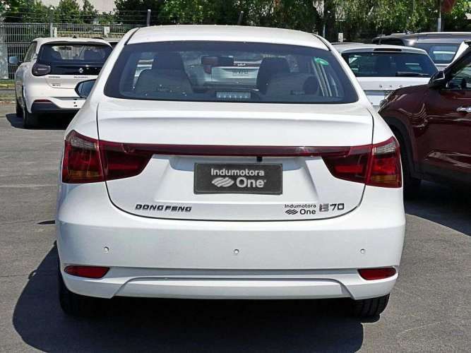 DONGFENG E70 2025