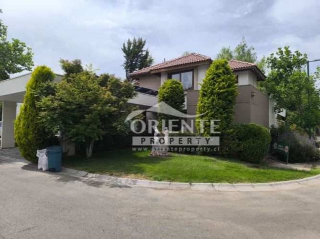 SANTA ELENA DE CHICUREO 3 DORMITORIOS 2 BAÑOS