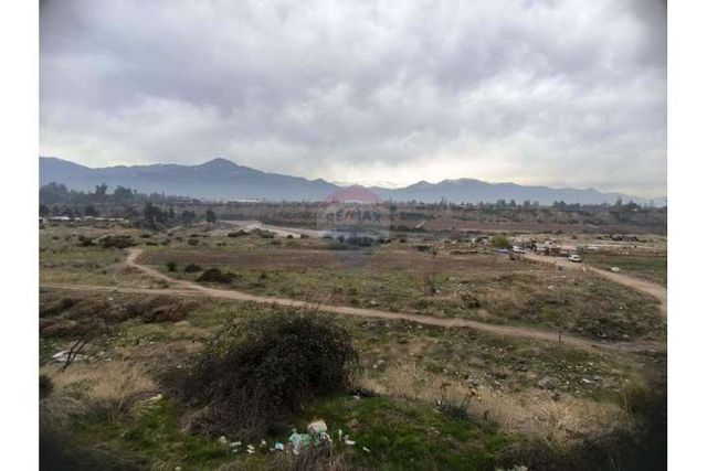 Terreno de grandes dimensiones para proyectos