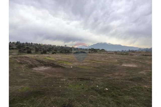 Terreno de grandes dimensiones para proyectos