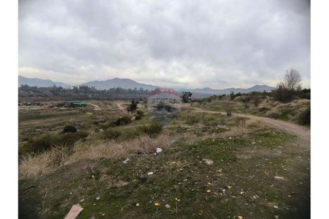 Terreno de grandes dimensiones para proyectos