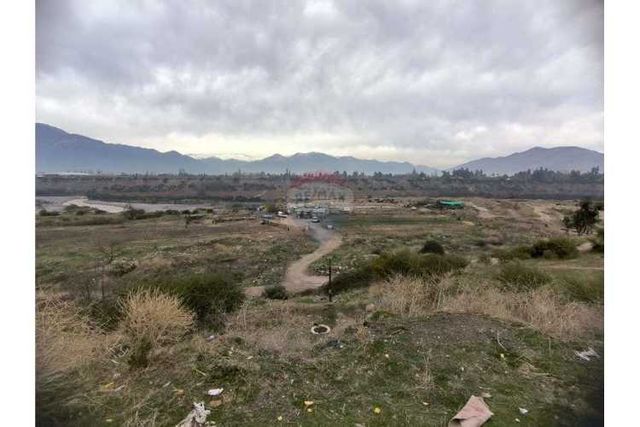 Terreno de grandes dimensiones para proyectos