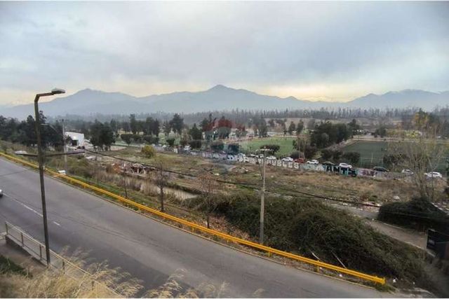 Arriendo para desarrollo industrial o comercial