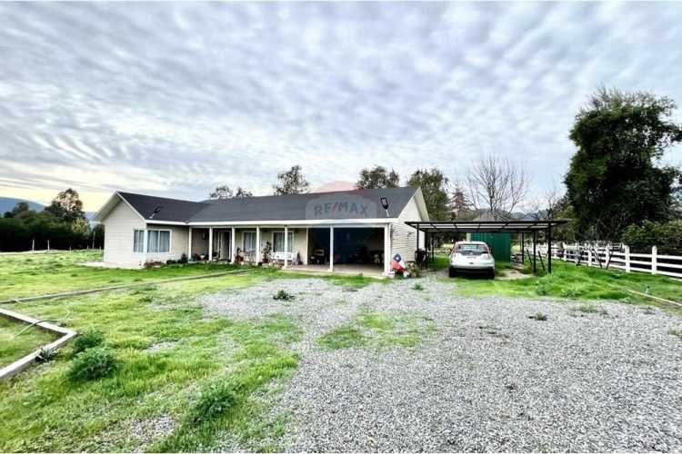 Parcela 5023 m2 en angostura golf club 4d 3b 4e