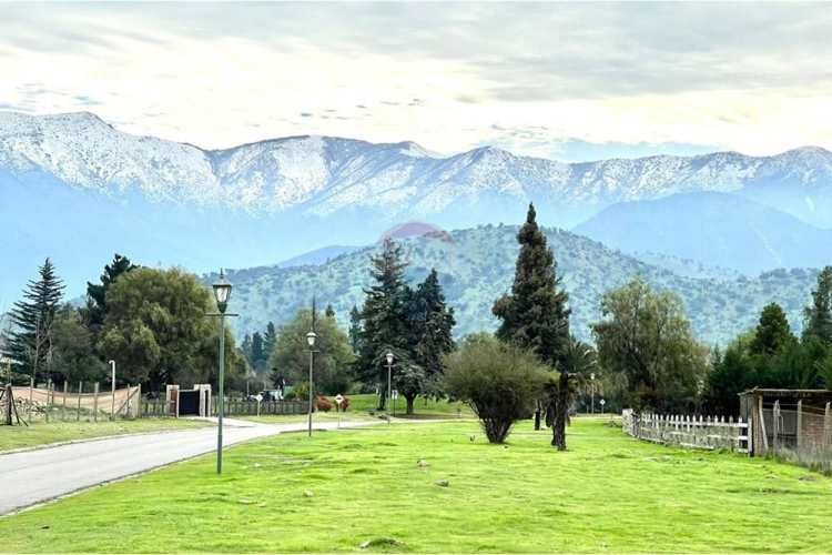 Parcela 5023 m2 en angostura golf club 4d 3b 4e