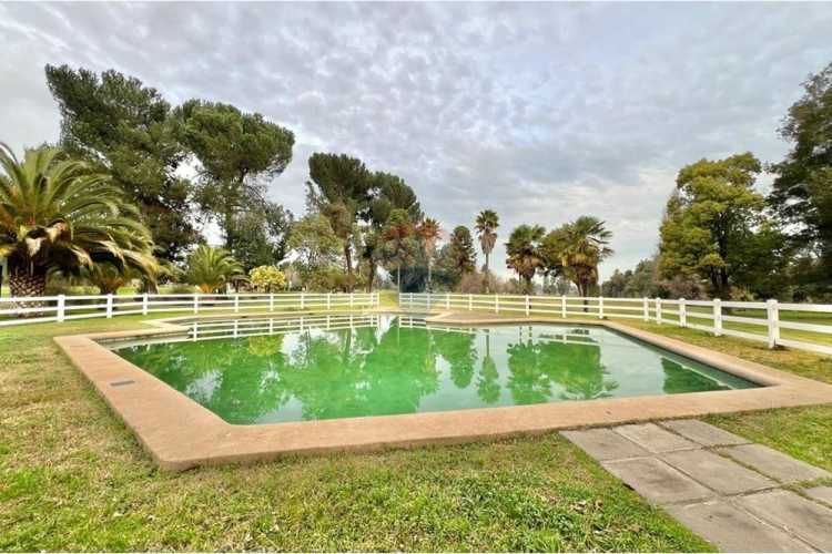 Parcela 5023 m2 en angostura golf club 4d 3b 4e