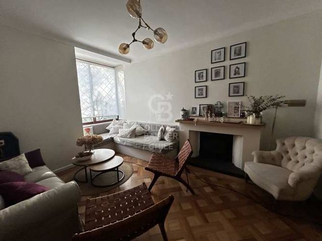 Remodelada , amplios espacios