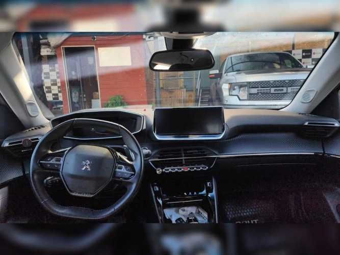 PEUGEOT 2008 2022