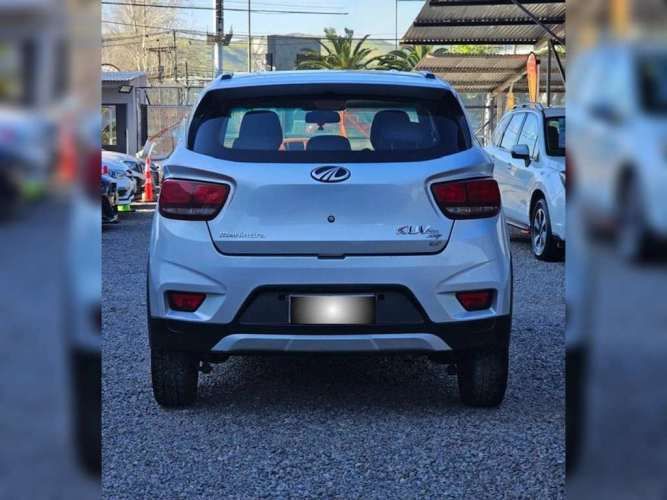 MAHINDRA KUV100 2019