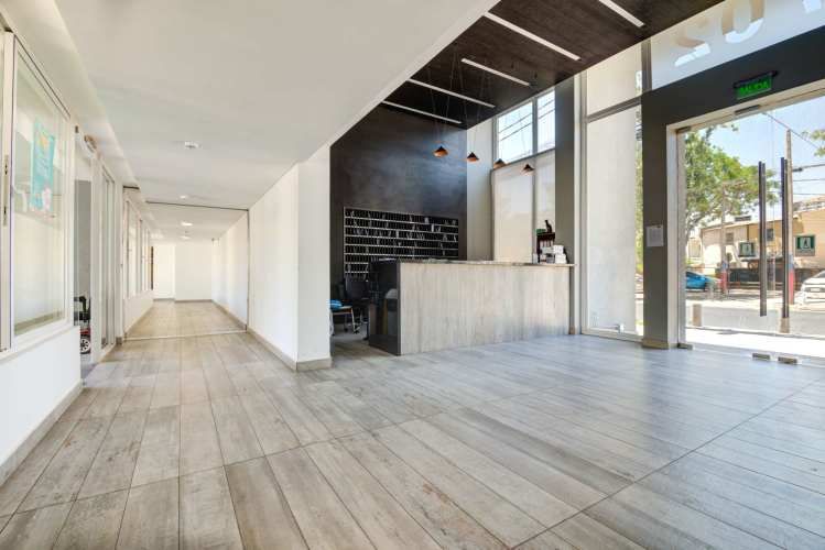 A estrenar, a pasos de Metro Plaza Chacabuco, Línea 3.