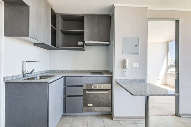 A estrenar, a pasos de Metro Plaza Chacabuco, Línea 3.