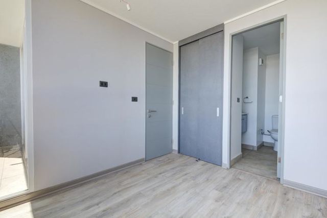 A estrenar, a pasos de Metro Plaza Chacabuco, Línea 3.