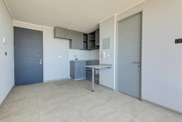 A estrenar, a pasos de Metro Plaza Chacabuco, Línea 3.