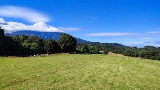 EXCLUSIVO TERRENO PUERTO VARAS VISTA AL VOLCÁN Y L
