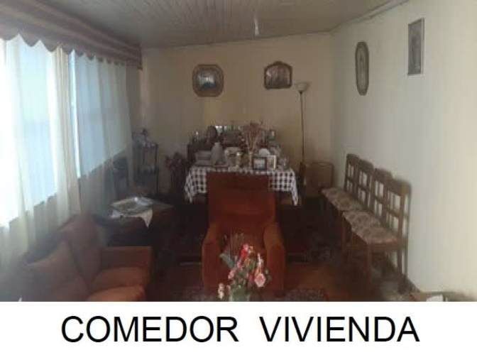 EXCELENTE Y GRAN PROPIEDAD EN ZONA COMERCIAL $ CON