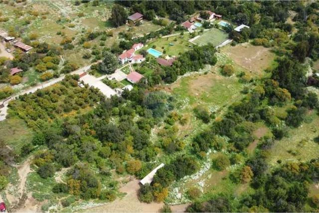 Parcela de 1 ha en olmué con vista a la campana