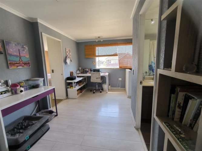 CASA Hermosa casa en valle grande