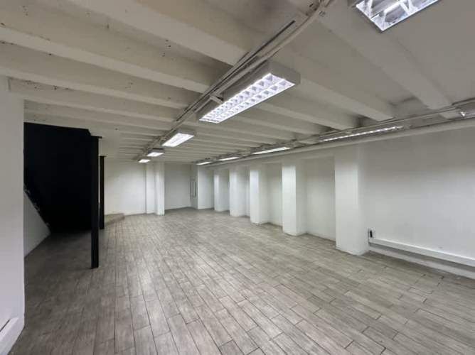 Local PROVIDENCIA CON MARCHANT PEREIRA