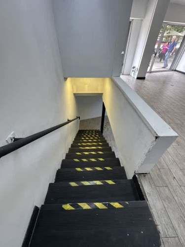 Local PROVIDENCIA CON MARCHANT PEREIRA