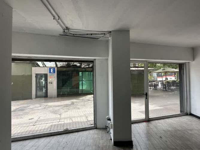 Local PROVIDENCIA CON MARCHANT PEREIRA