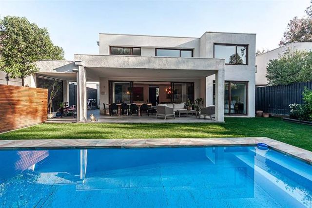 CASA Julia Bernstein / La Reina Alta