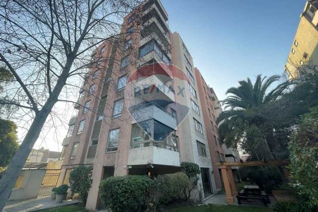 Dp. con excelente vista y áreas en providencia