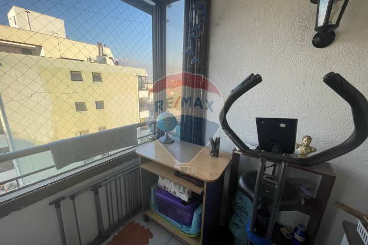 Dp. con excelente vista y áreas en providencia