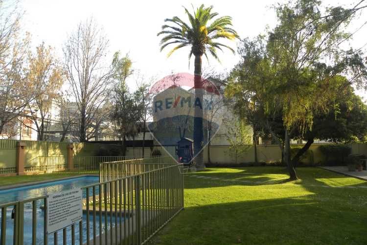 Dp. con excelente vista y áreas en providencia