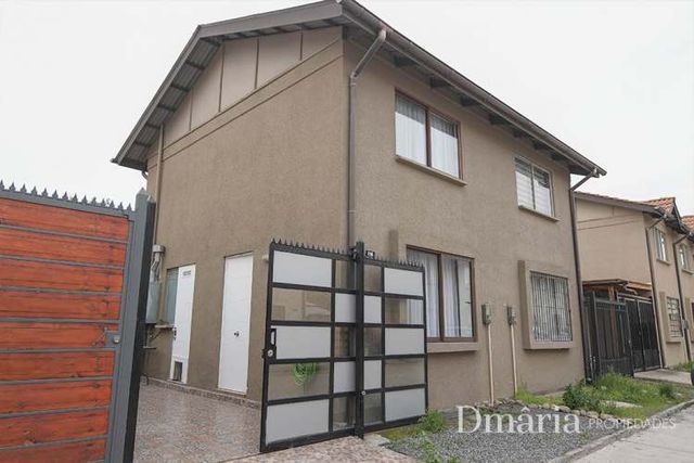  Casa de segundo piso -Ambiente familiar