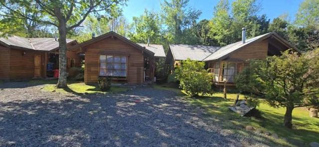 OPORTUNIDAD DE INVERSION COMPLEJO DE CABAÑAS EN SECTOR 3 ESQUINAS PUCON