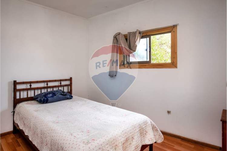 Excelente y espaciosa casa de 9d-3b remodelada