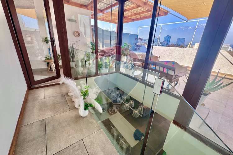 Venta duplex con vista panorámica.