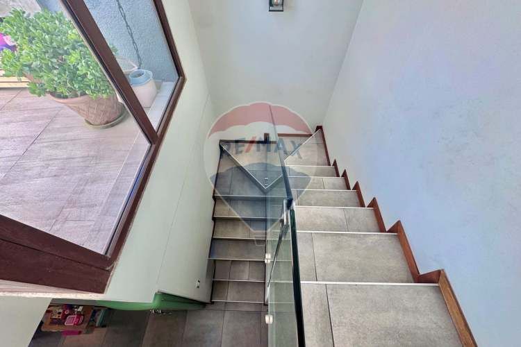 Venta duplex con vista panorámica.