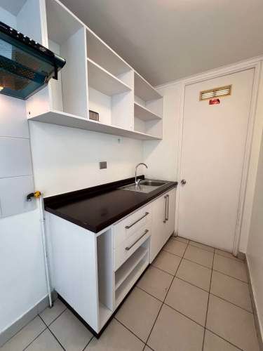 DEPARTAMENTO EN VENTA DE 2 DORM A PASOS DEL METRO BARRANCAS