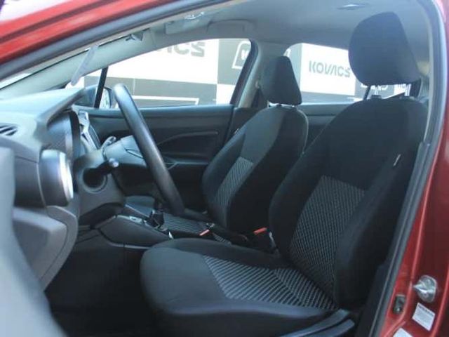 Nissan Versa 1.6 Sense  Mt 2023