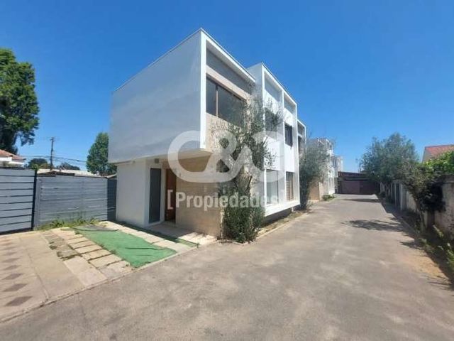 Moderna Casa En Condominio, Barrio Norte Villa Alemana