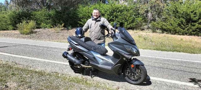 Megascooter Kymco Xciting 400i 2018