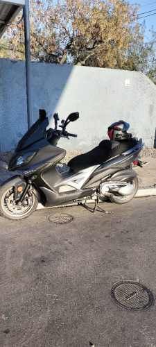 Megascooter Kymco Xciting 400i 2018