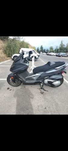 Megascooter Kymco Xciting 400i 2018