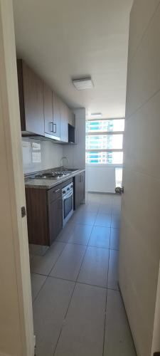 Coipue - Macul Amplio y renovado  departamento 2 dormitorios con estacionamiento y bodega