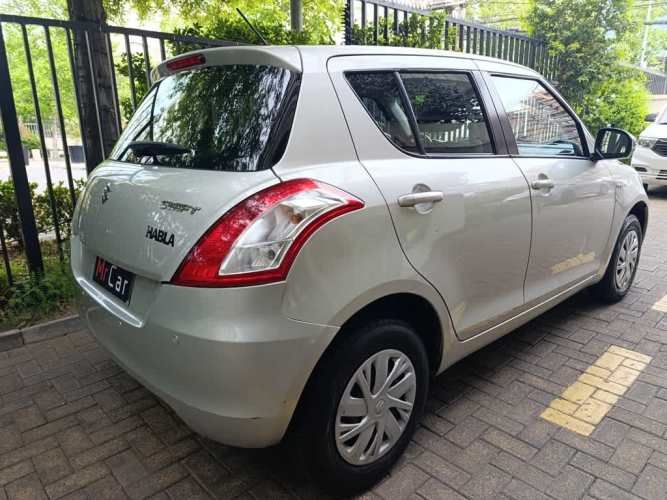 SUZUKI SWIFT 2018